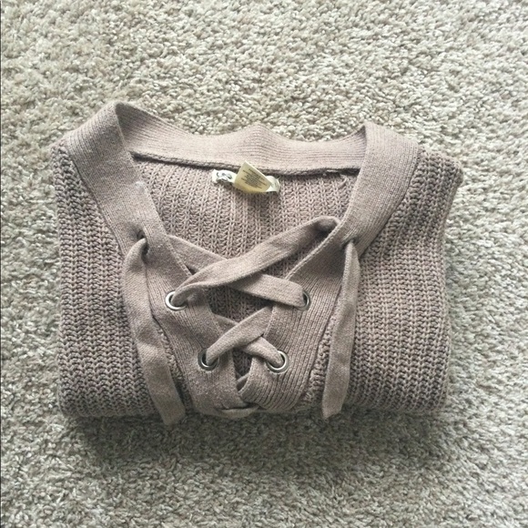 Sweater - Picture 3 of 14